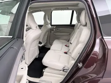 VOLVO XC90 B5 Ultra Bright AWD