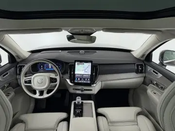 VOLVO XC90 B5 Ultra Bright AWD