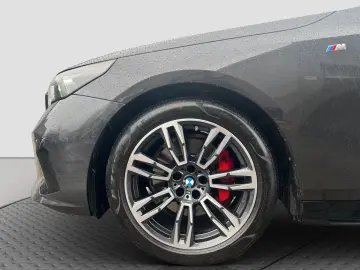 BMW 520d M Sport Pro  ICUNIC 360  H H SETABIL