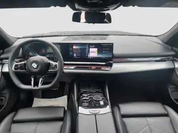BMW 520d M Sport Pro  ICUNIC 360  H H SETABIL