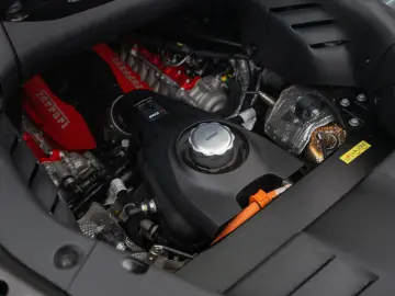 FERRARI SF90 Spider ASSETTO FIORANO