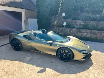 FERRARI Spider in Verde Masoni