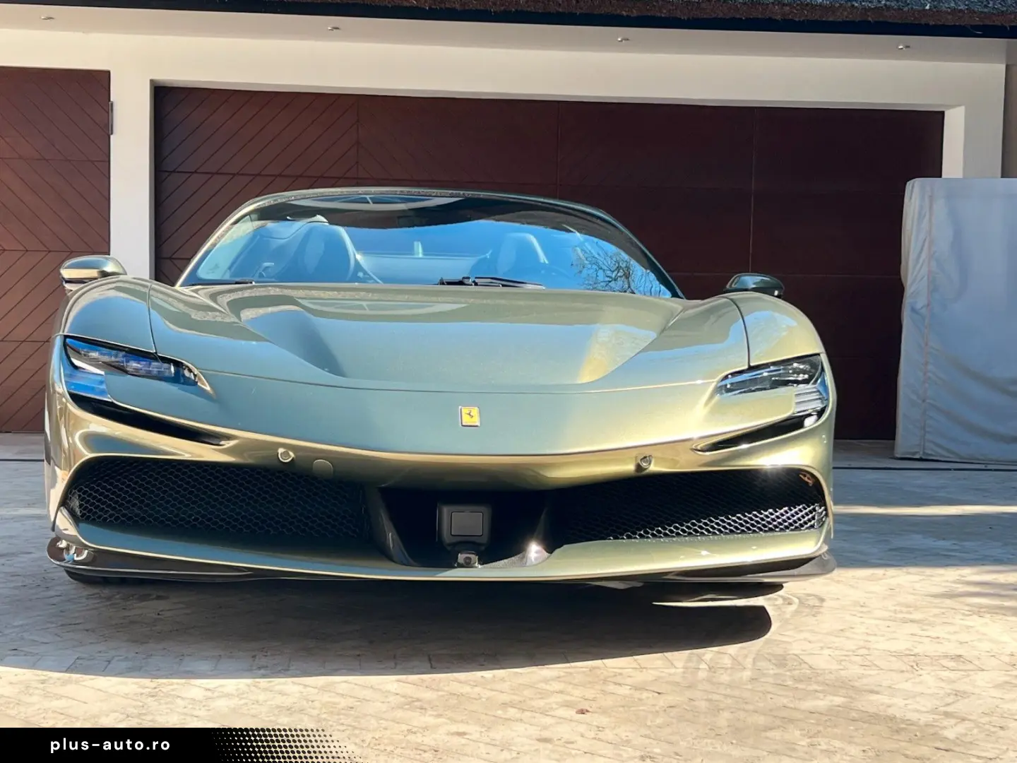 FERRARI Spider in Verde Masoni