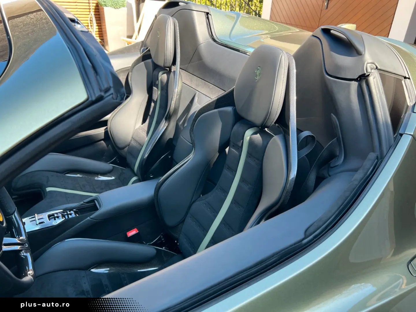 FERRARI Spider in Verde Masoni