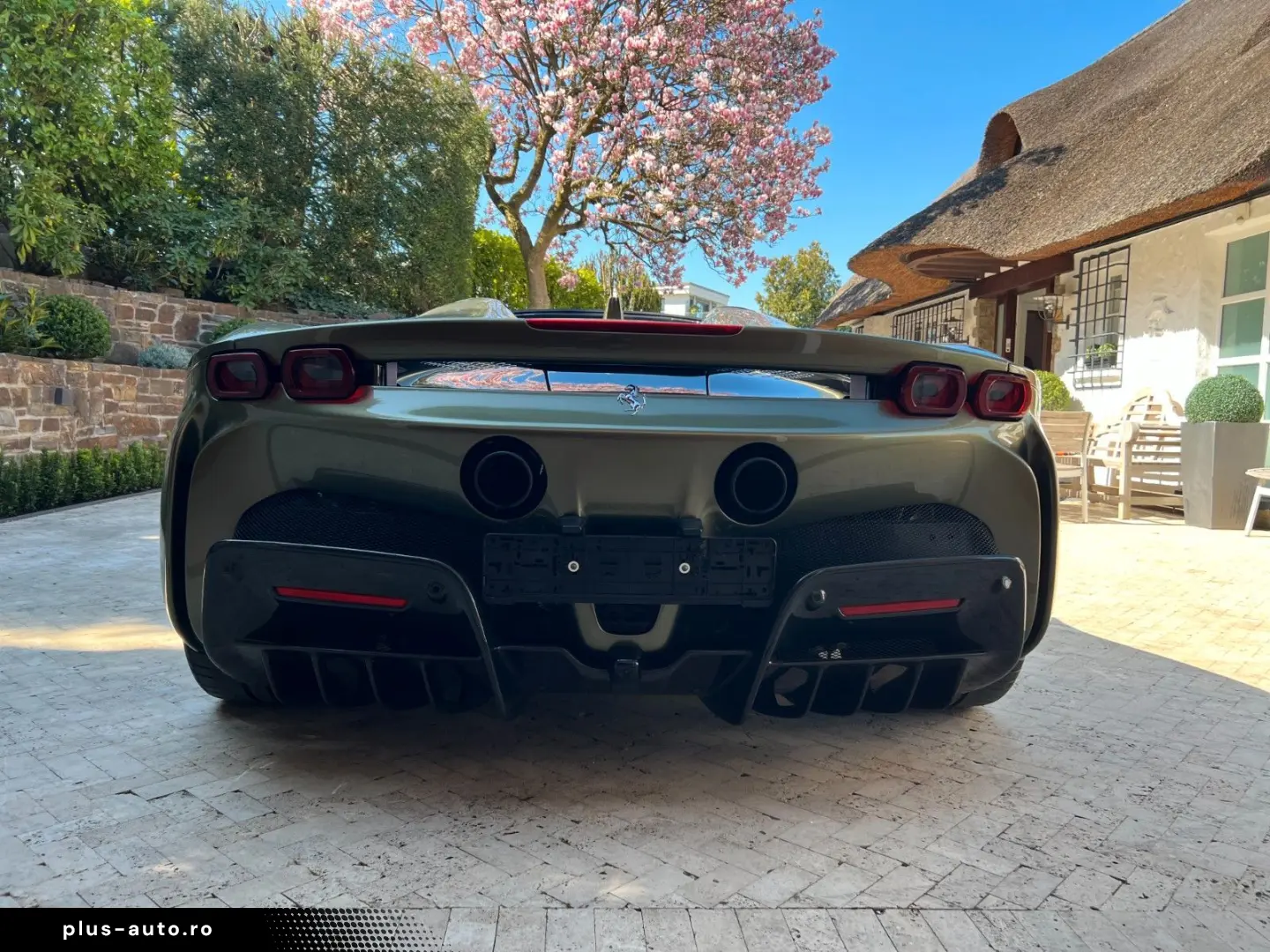 FERRARI Spider in Verde Masoni