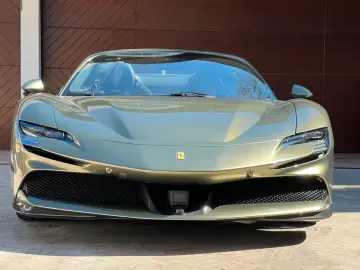 FERRARI Spider in Verde Masoni