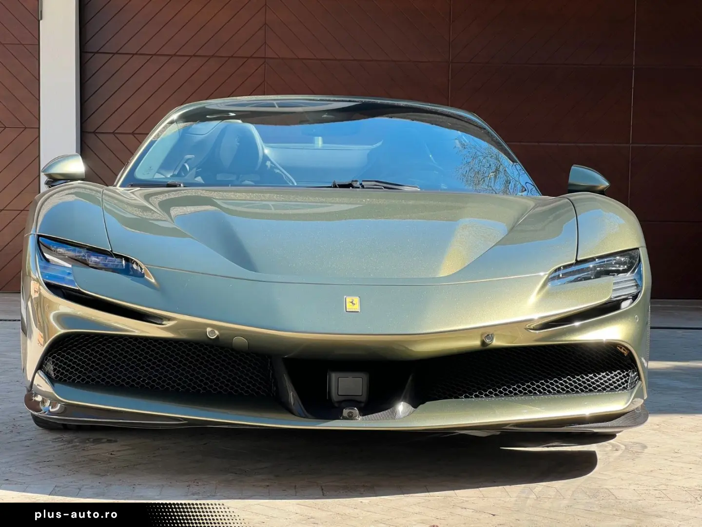 FERRARI Spider in Verde Masoni