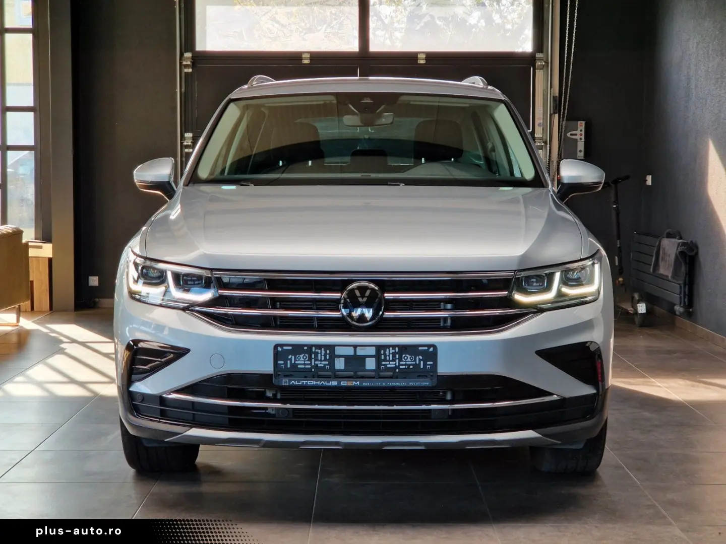 VW Tiguan 2.0TDI Elegance 4Motion LED MATRIX ACC