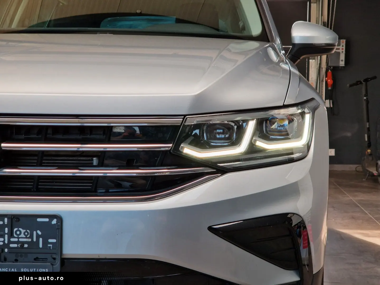 VW Tiguan 2.0TDI Elegance 4Motion LED MATRIX ACC