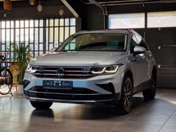 VW Tiguan 2.0TDI Elegance 4Motion LED MATRIX ACC