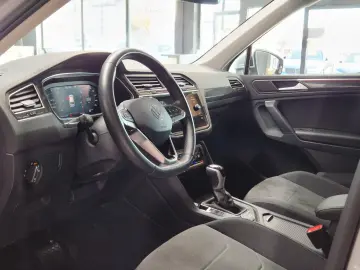 VW Tiguan 2.0TDI Elegance 4Motion LED MATRIX ACC