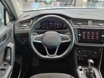 VW Tiguan 2.0TDI Elegance 4Motion LED MATRIX ACC