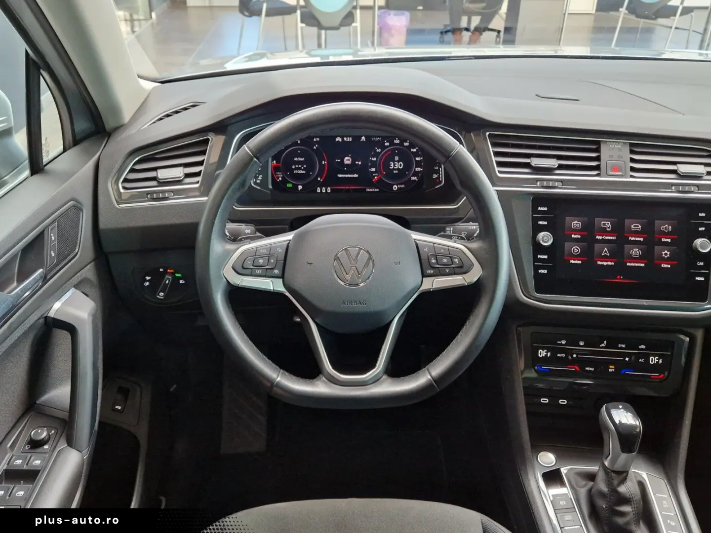 VW Tiguan 2.0TDI Elegance 4Motion LED MATRIX ACC