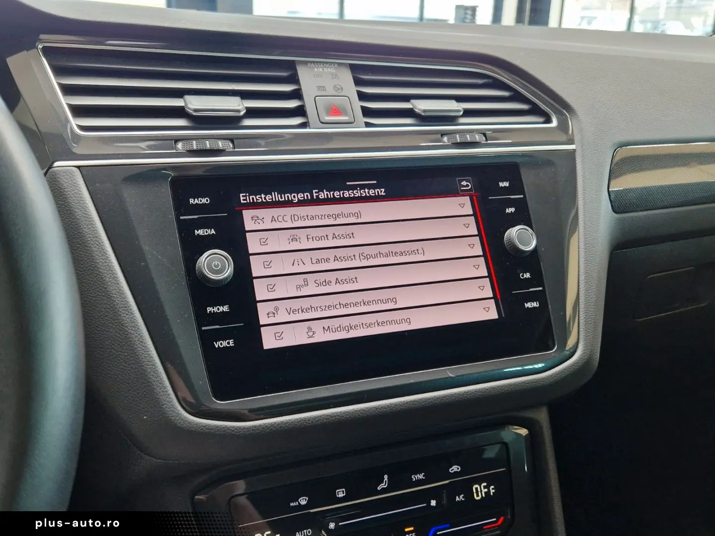 VW Tiguan 2.0TDI Elegance 4Motion LED MATRIX ACC
