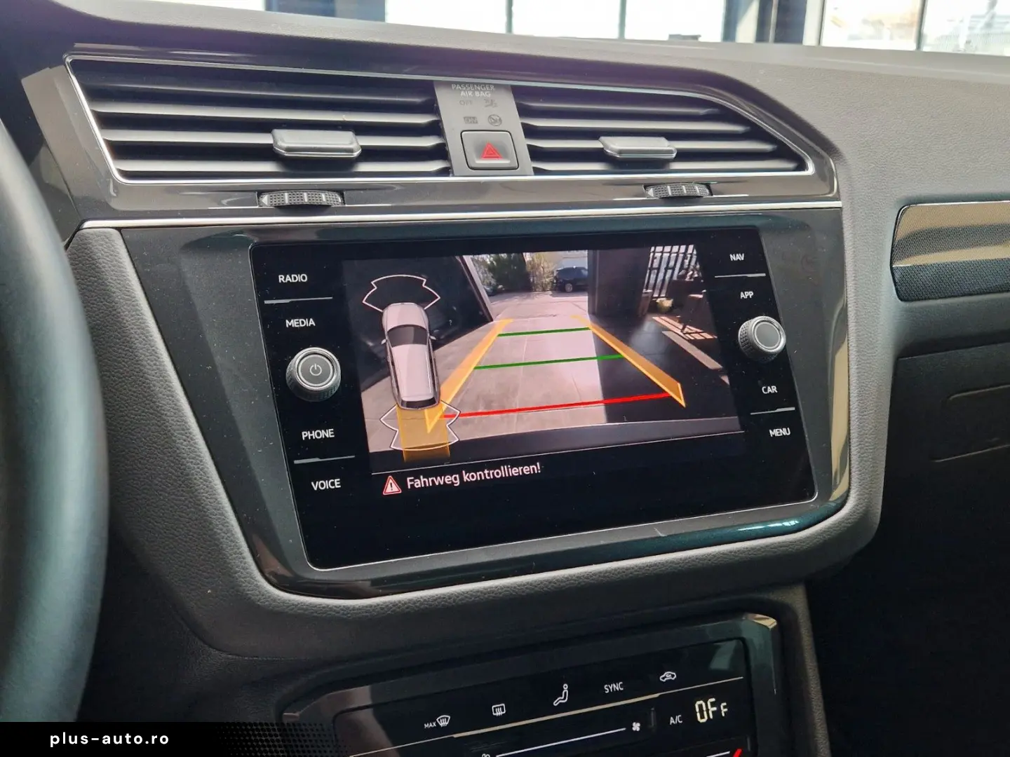 VW Tiguan 2.0TDI Elegance 4Motion LED MATRIX ACC