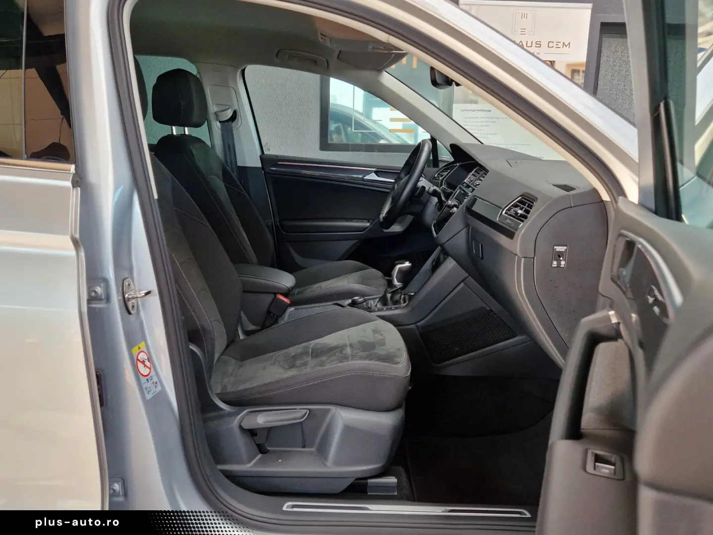 VW Tiguan 2.0TDI Elegance 4Motion LED MATRIX ACC