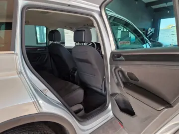 VW Tiguan 2.0TDI Elegance 4Motion LED MATRIX ACC
