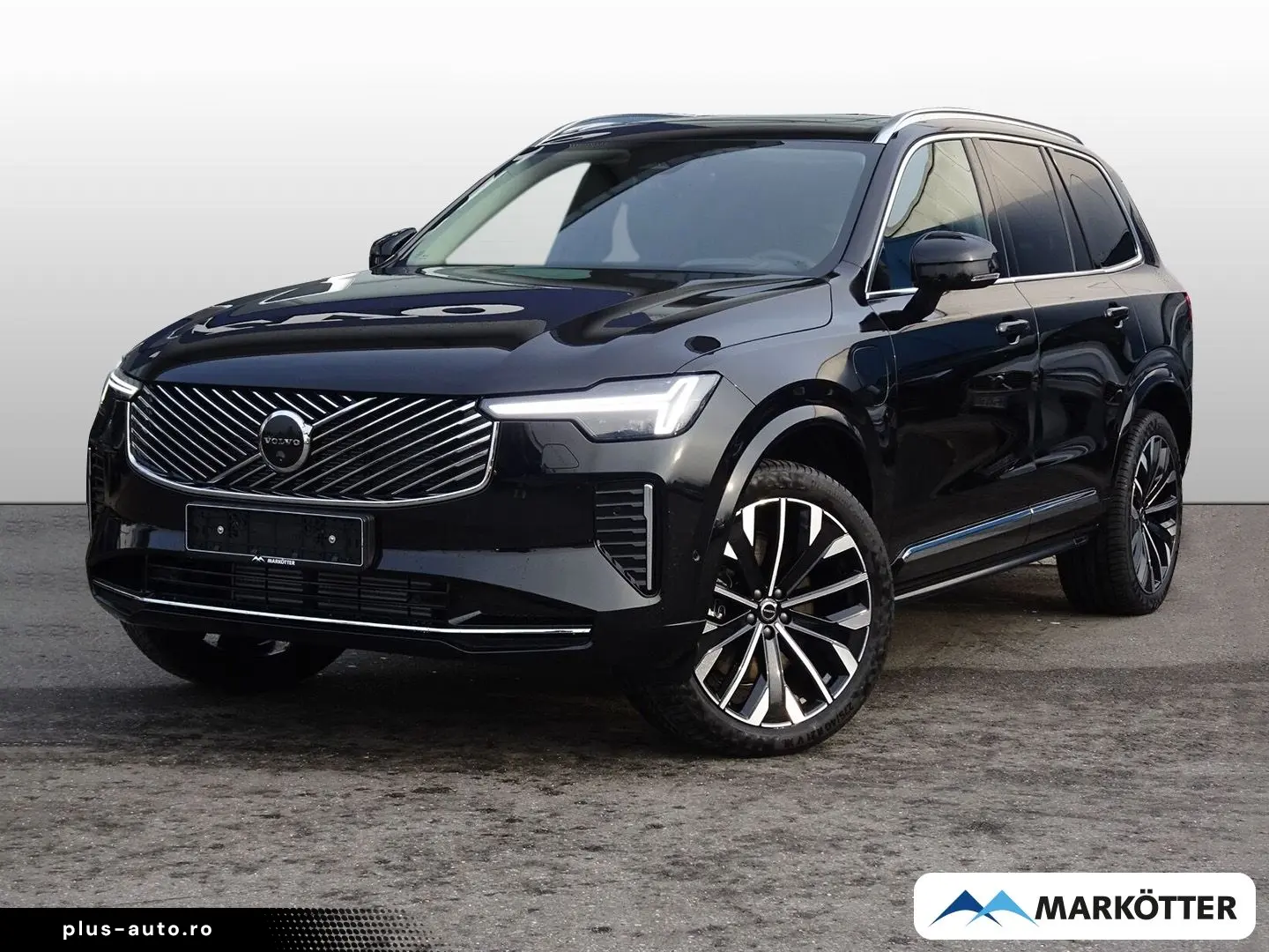 VOLVO XC90 T8 AWD Ultra Bright  Bowers & Wilkins Massa