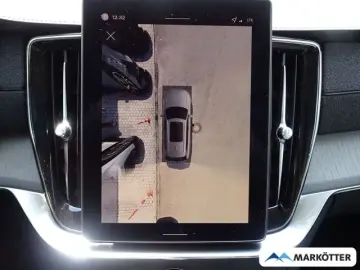 VOLVO XC90 T8 AWD Ultra Bright  Bowers & Wilkins Massa