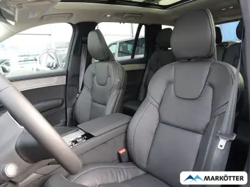 VOLVO XC90 T8 AWD Ultra Bright  Bowers & Wilkins Massa