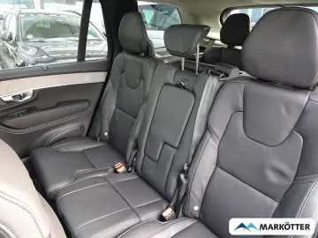 VOLVO XC90 T8 AWD Ultra Bright  Bowers & Wilkins Massa