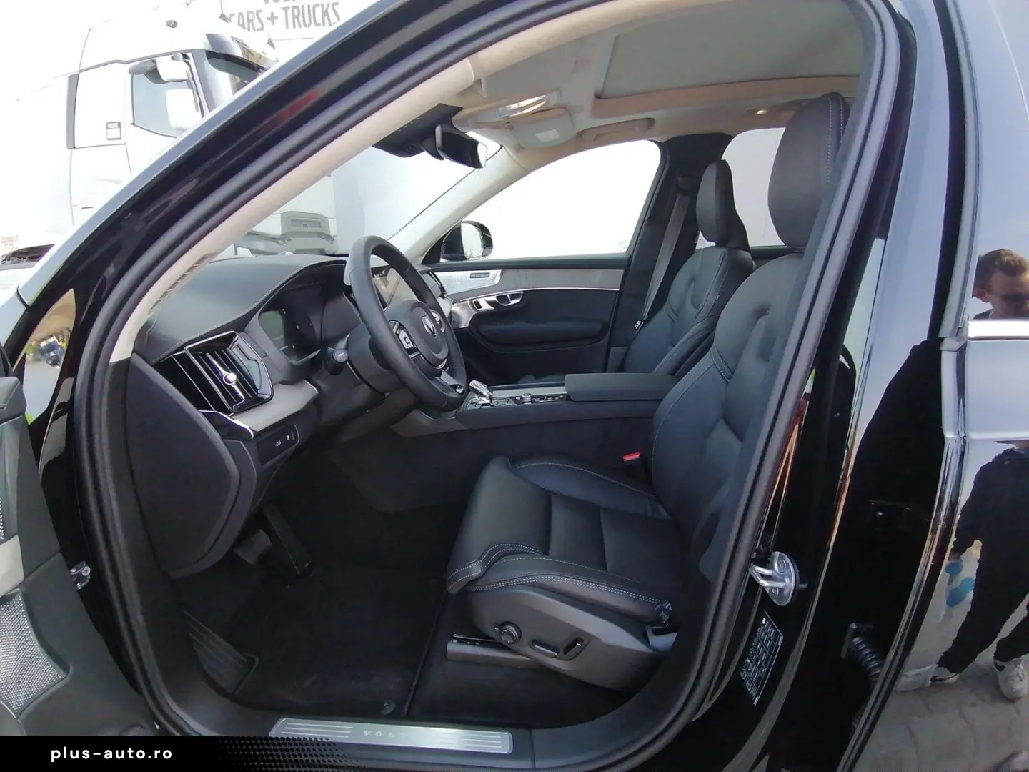 VOLVO XC90 T8 AWD Ultra Bright FACELIFT 21  360  B&W H
