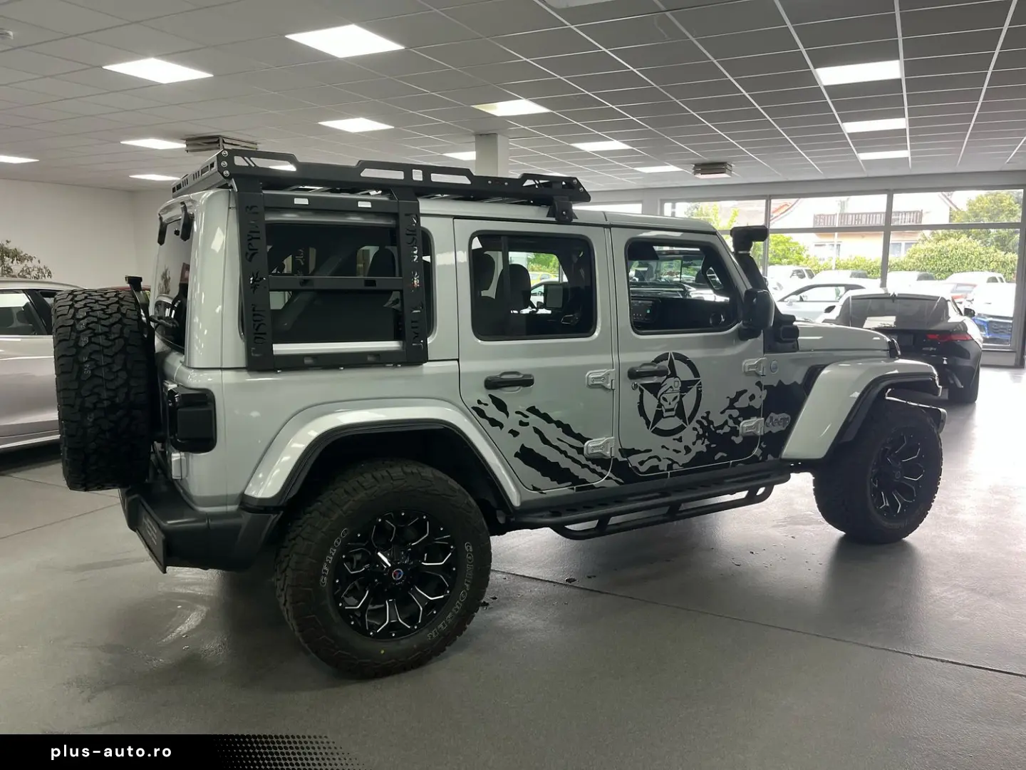JEEP Wrangler Unlimited  4x4 2 0l 4xe  Offroad-Umbau