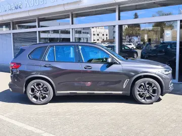 BMW X5 xDri x Line SHADOW PROF LED SHZ KAM ACC AHK M