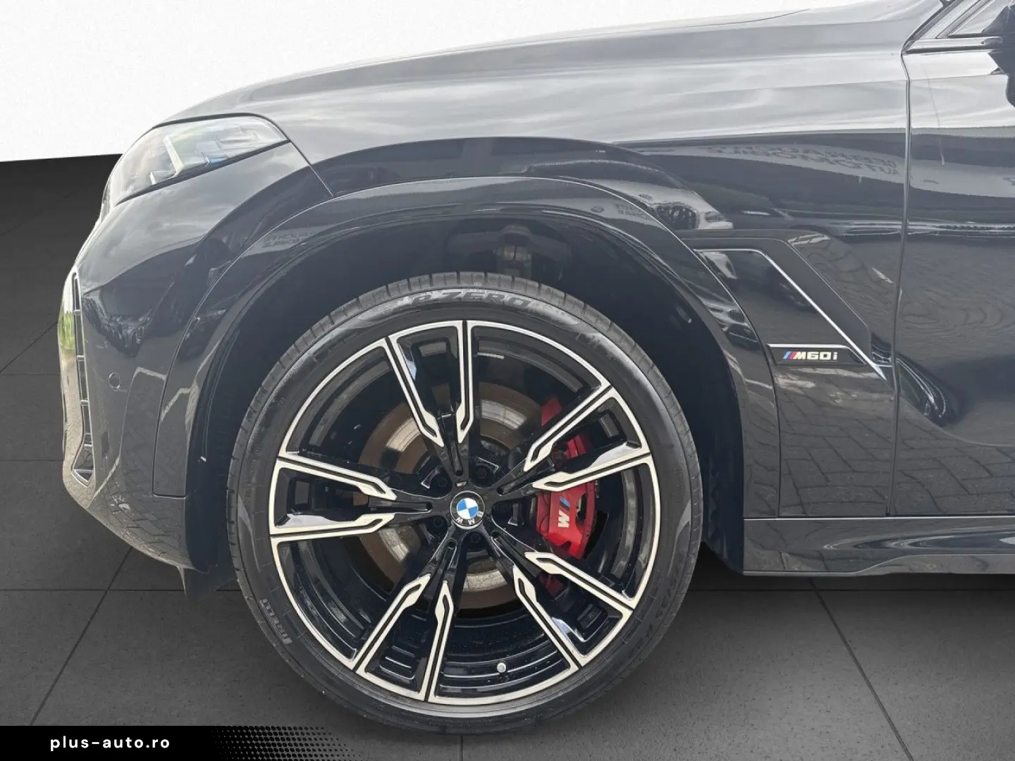 BMW X6 M60i xDrive MPRO B&W  Panoramic