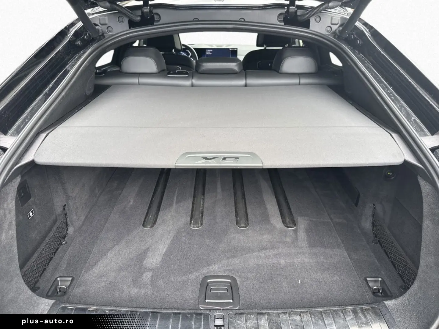 BMW X6 M60i xDrive MPRO B&W  Panoramic