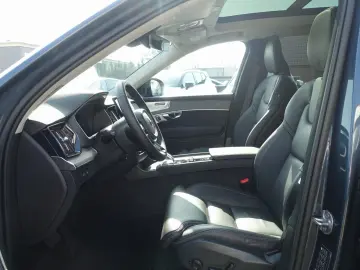 VOLVO XC90 Ultra Dark T8 AWD Plug-in hybrid B&W HUD