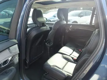 VOLVO XC90 Ultra Dark T8 AWD Plug-in hybrid B&W HUD