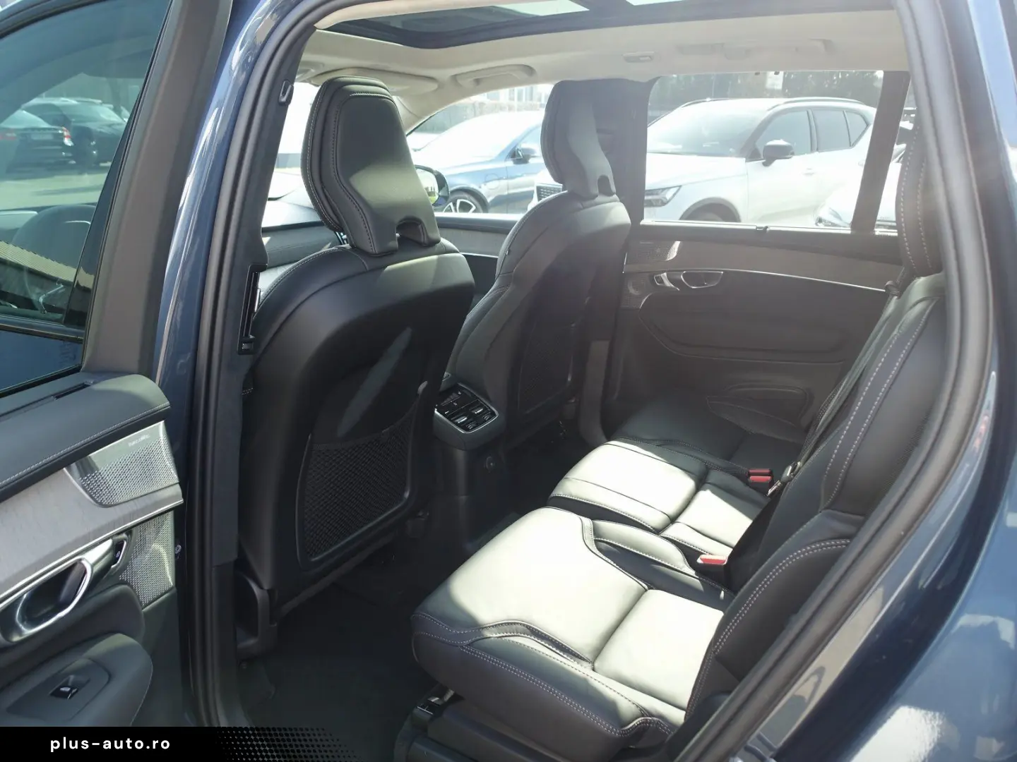 VOLVO XC90 Ultra Dark T8 AWD Plug-in hybrid B&W HUD