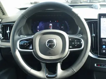 VOLVO XC90 Ultra Dark T8 AWD Plug-in hybrid B&W HUD