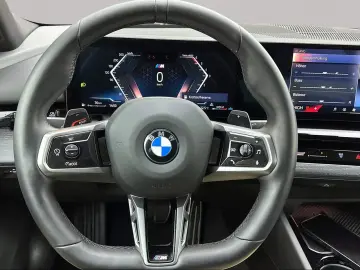 BMW 520d Limousine M Sport Standheizung Harman K