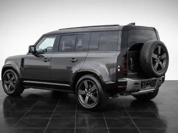 LAND ROVER Defender 110 D250 AWD  X-DYNAMIC  HSE 20 MY25