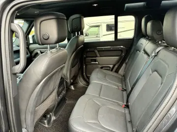 LAND ROVER Defender 110 D250 AWD  X-DYNAMIC  HSE 20 MY25