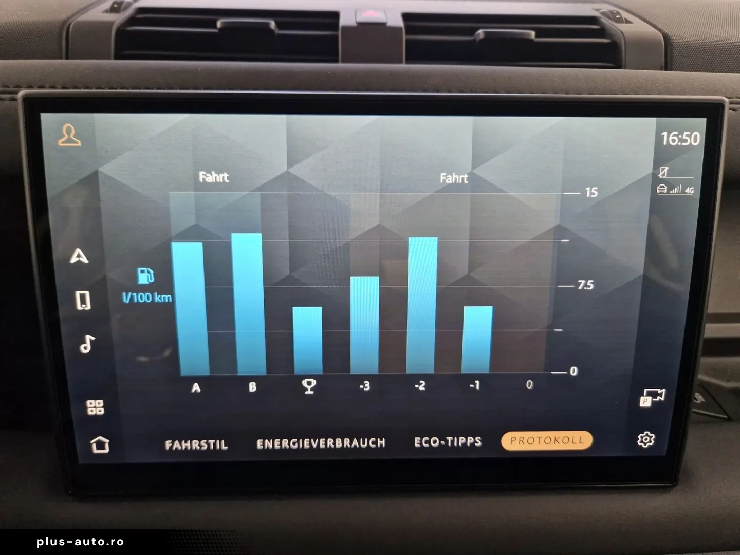 LAND ROVER Defender 110 D250 X-Dynamic SE