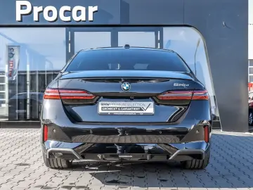 BMW 520d M Sport HUD ACC 360 KAM RFK NAVI LED DAB