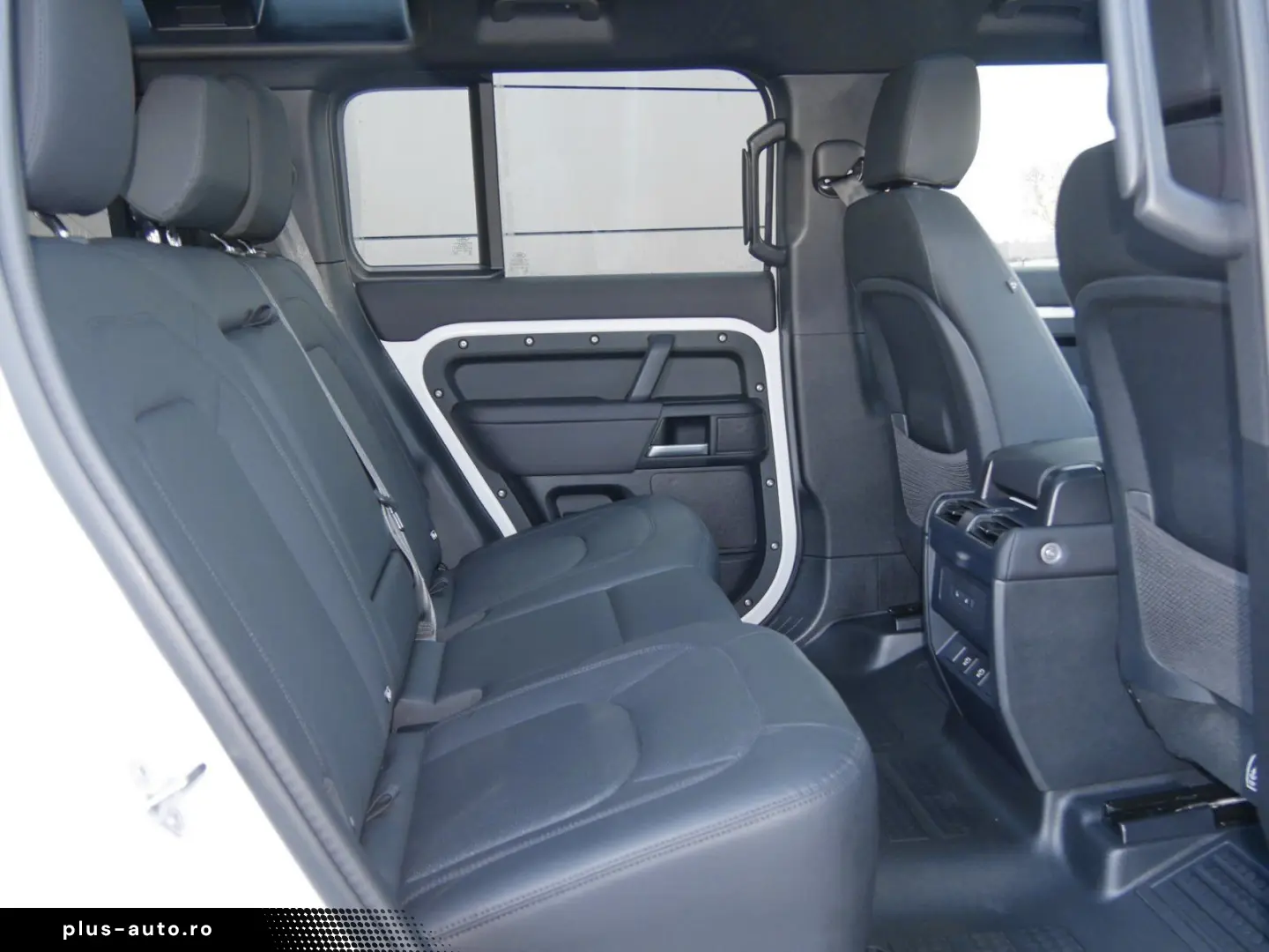 LAND ROVER Defender 110 X-Dynamic SEbis2029Garantie