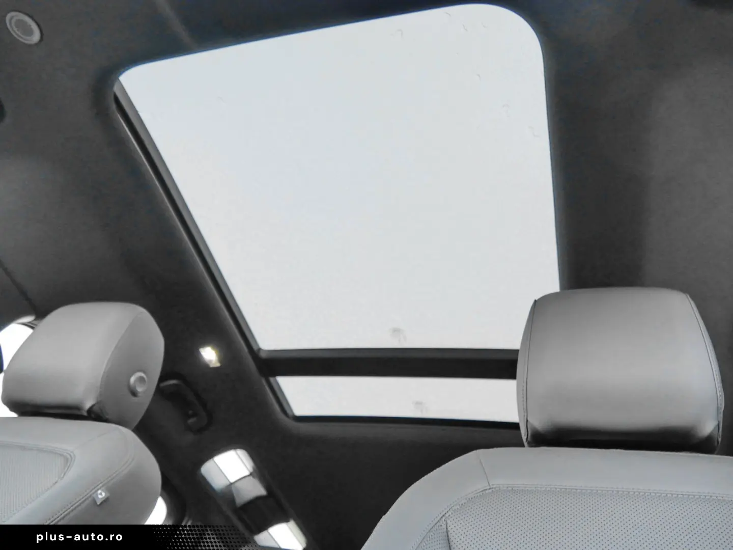 LAND ROVER Defender 110 X-Dynamic SEbis2029Garantie