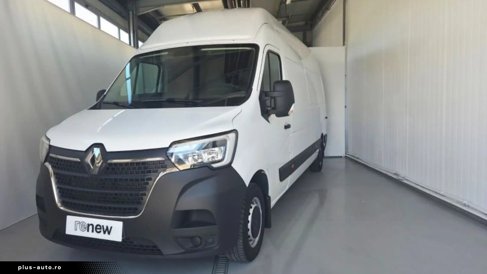 RENAULT MASTER 2.3 dCi 180 3 5t L3H1 Front Basis