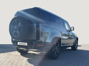 LAND ROVER Defender 110 X-Dynamic SE 3.0 D300 Mild-Hybrid E