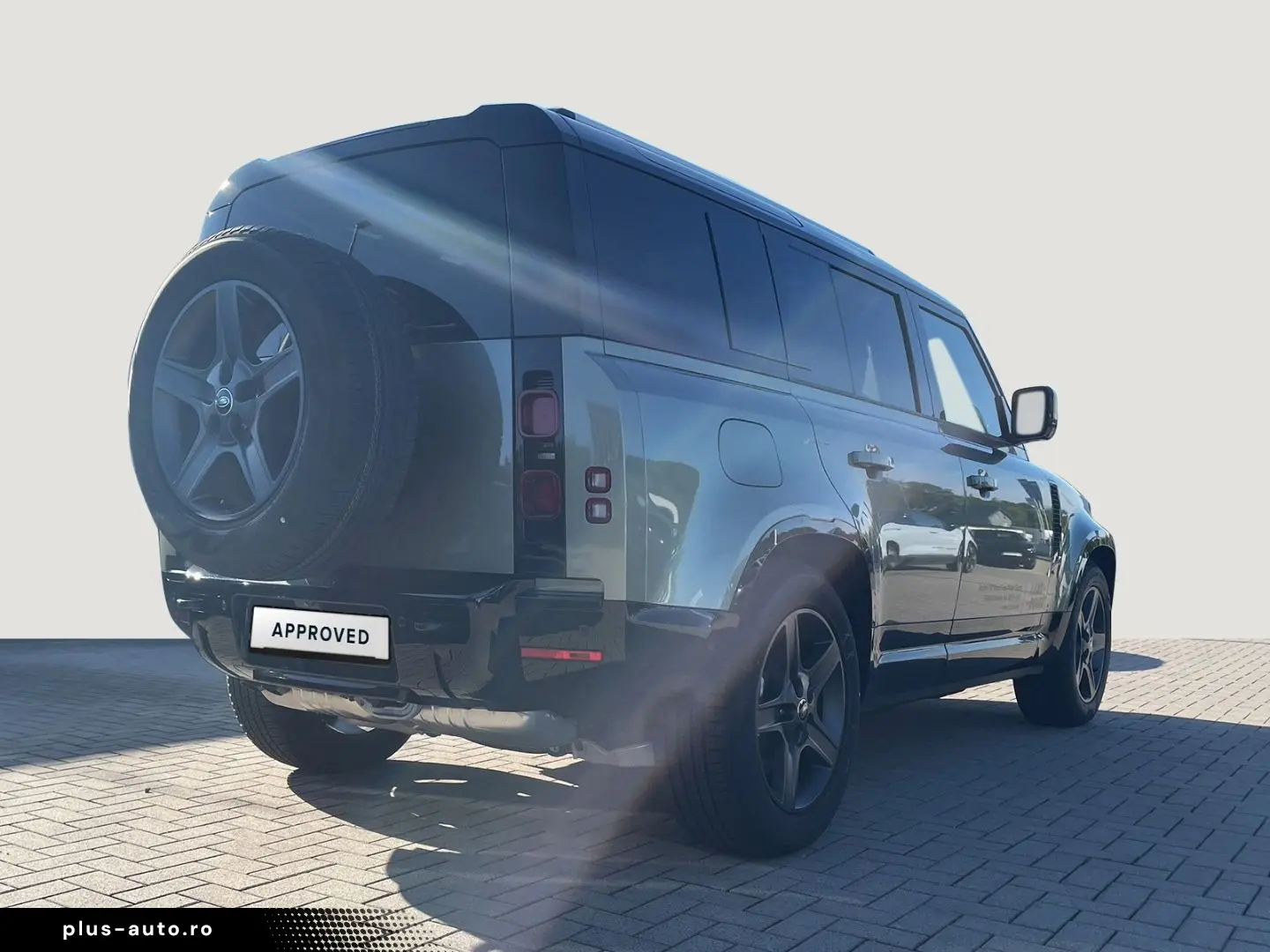 LAND ROVER Defender 110 X-Dynamic SE 3.0 D300 Mild-Hybrid E