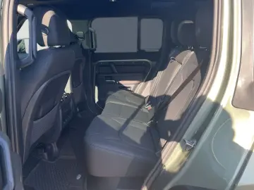 LAND ROVER Defender 110 X-Dynamic SE 3.0 D300 Mild-Hybrid E