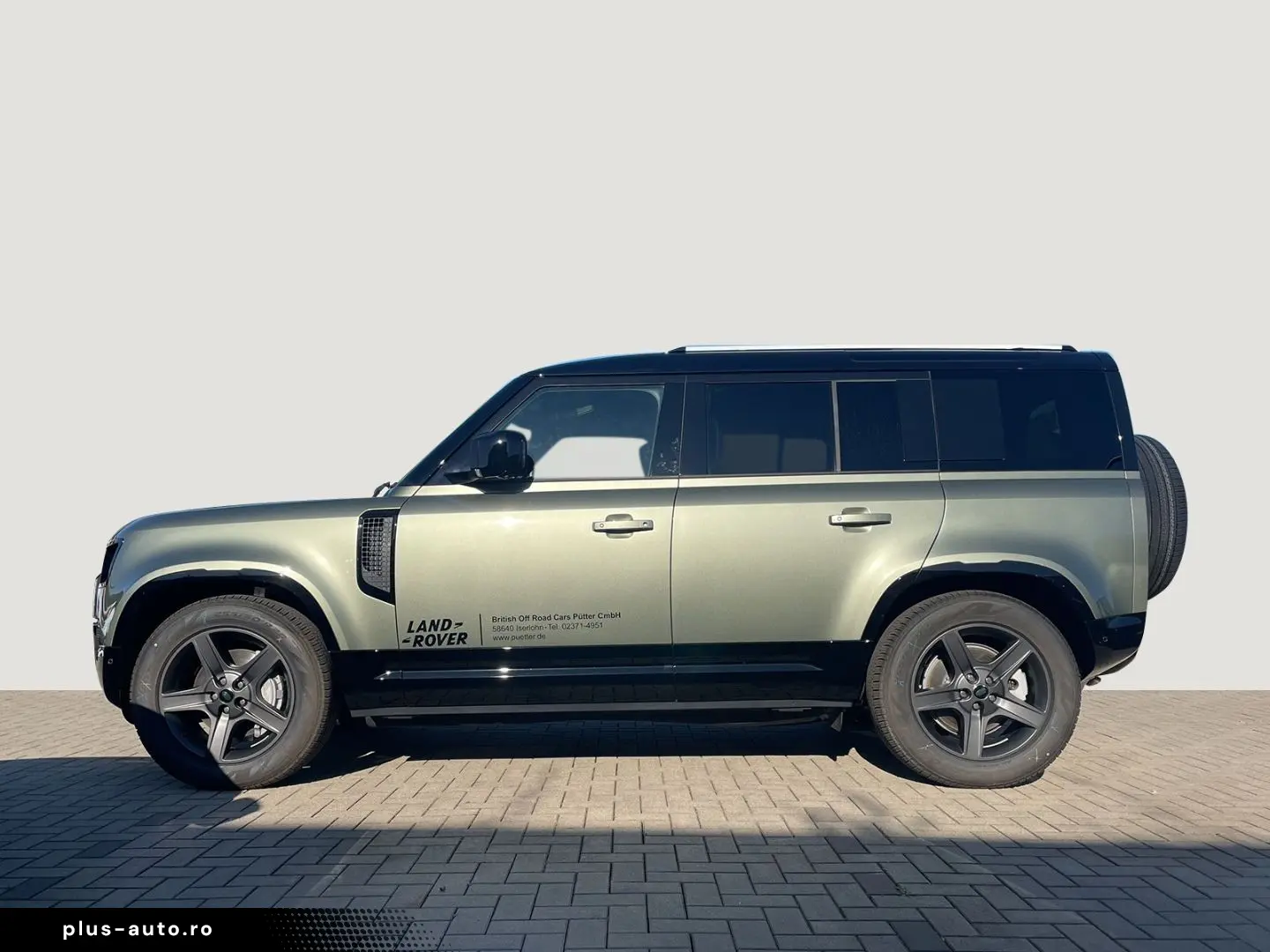LAND ROVER Defender 110 X-Dynamic SE 3.0 D300 Mild-Hybrid E