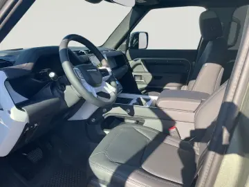 LAND ROVER Defender 110 X-Dynamic SE 3.0 D300 Mild-Hybrid E