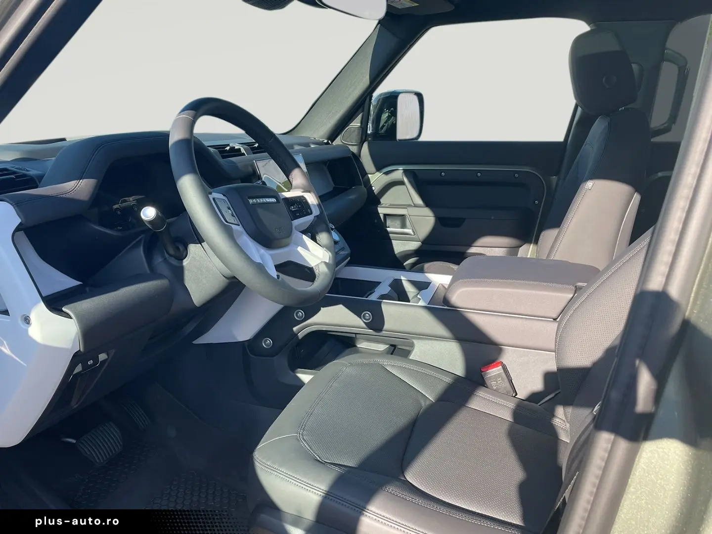 LAND ROVER Defender 110 X-Dynamic SE 3.0 D300 Mild-Hybrid E