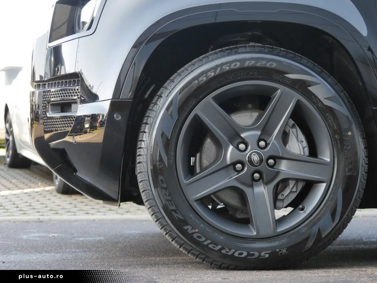 LAND ROVER Defender 110 X-Dynamic SEHeadUpPano