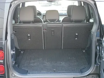 LAND ROVER Defender 110 X-Dynamic SEHeadUpPano